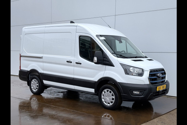 Ford E-Transit 68kWh 184PK L2H2 317km WLTP 97.0% (SOH) BEV Snelladen Climate Control Cruise Control Navigatie Carplay