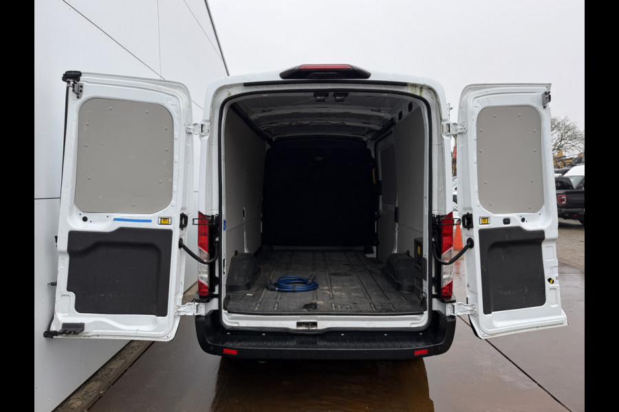 Ford E-Transit 68kWh 184PK L2H2 317km WLTP 97.0% (SOH) BEV Snelladen Climate Control Cruise Control Navigatie Carplay