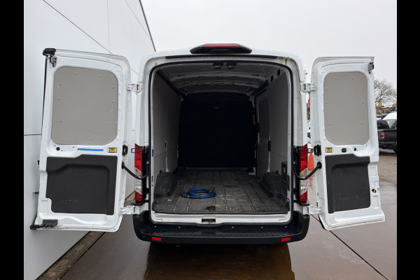 Ford E-Transit 68kWh 184PK L2H2 317km WLTP 97.0% (SOH) BEV Snelladen Climate Control Cruise Control Navigatie Carplay