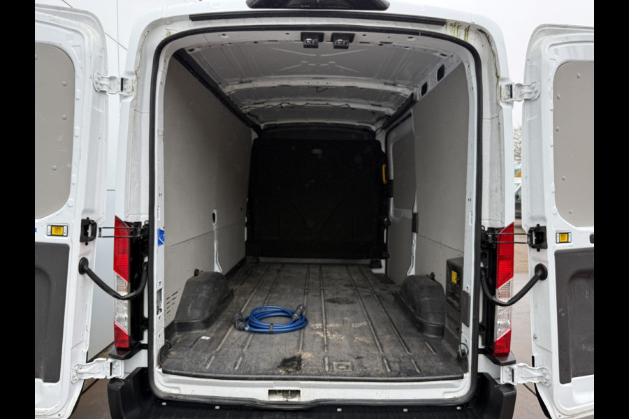 Ford E-Transit 68kWh 184PK L2H2 317km WLTP 97.0% (SOH) BEV Snelladen Climate Control Cruise Control Navigatie Carplay