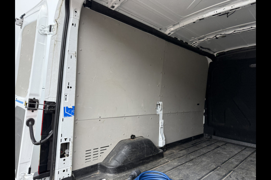 Ford E-Transit 68kWh 184PK L2H2 317km WLTP 97.0% (SOH) BEV Snelladen Climate Control Cruise Control Navigatie Carplay