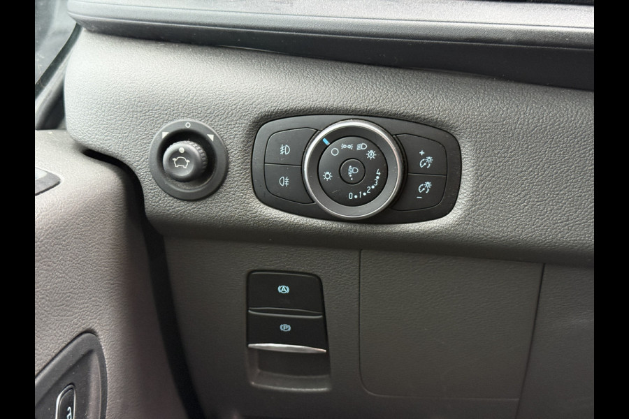 Ford E-Transit 68kWh 184PK L2H2 317km WLTP 97.0% (SOH) BEV Snelladen Climate Control Cruise Control Navigatie Carplay