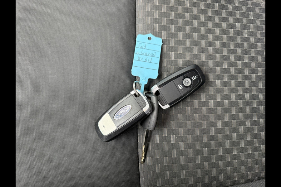 Ford E-Transit 68kWh 184PK L2H2 317km WLTP 97.0% (SOH) BEV Snelladen Climate Control Cruise Control Navigatie Carplay