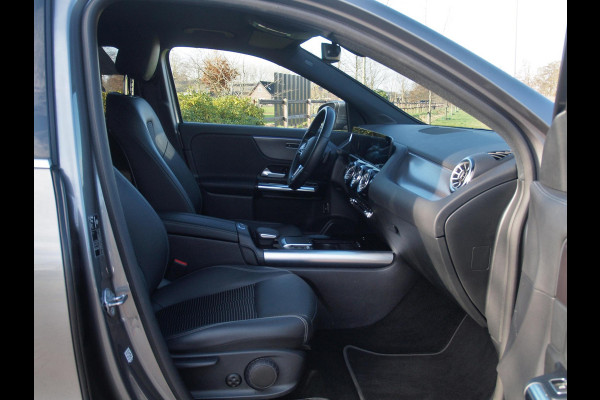 Mercedes-Benz EQA 250 Business Solution Luxury 67 kWh | SOH 98% | Camera | Sfeerverlichting | NL-Auto |