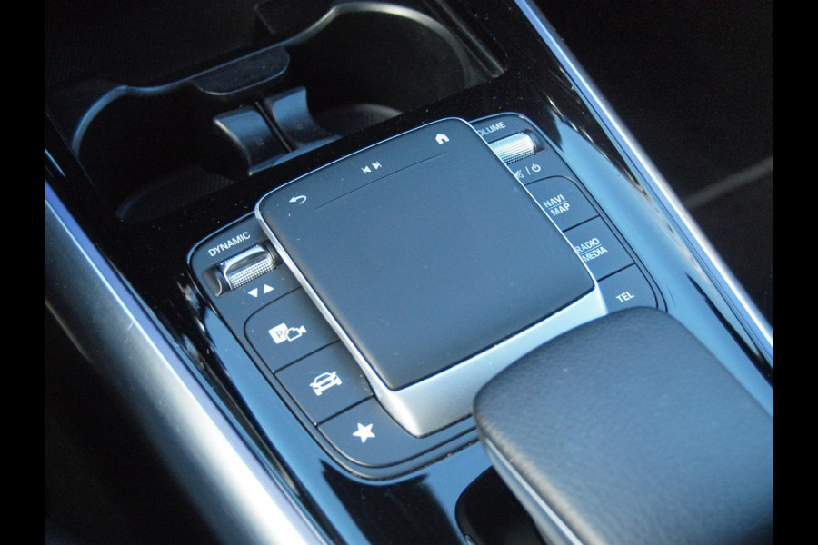 Mercedes-Benz EQA 250 Business Solution Luxury 67 kWh | SOH 98% | Camera | Sfeerverlichting | NL-Auto |