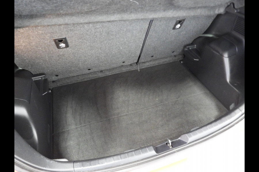 Toyota Yaris 1.5 Hybrid Active CAMERA/CLIMA/CRUISE/BLUETOOTH!