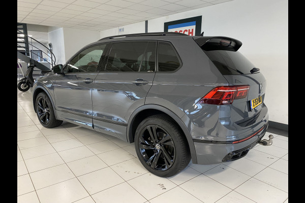 Volkswagen Tiguan 1.4 TSI eHybrid R-Line Business+Black style Panoramadak / Trekhaak /Carplay/ Leer/ Headup