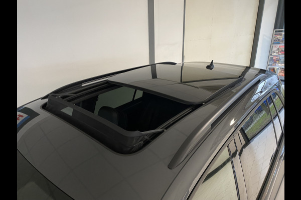 Volkswagen Tiguan 1.4 TSI eHybrid R-Line Business+Black style Panoramadak / Trekhaak /Carplay/ Leer/ Headup