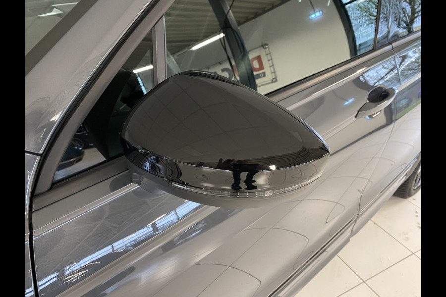 Volkswagen Tiguan 1.4 TSI eHybrid R-Line Business+Black style Panoramadak / Trekhaak /Carplay/ Leer/ Headup