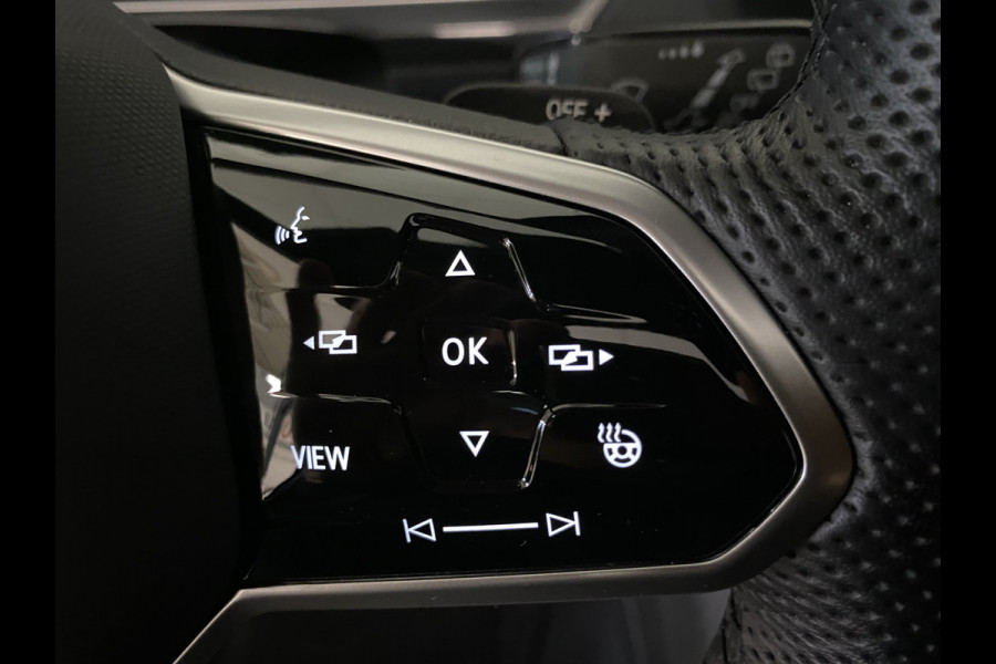 Volkswagen Tiguan 1.4 TSI eHybrid R-Line Business+Black style Panoramadak / Trekhaak /Carplay/ Leer/ Headup