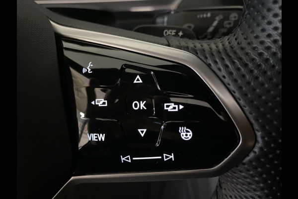 Volkswagen Tiguan 1.4 TSI eHybrid R-Line Business+Black style Panoramadak / Trekhaak /Carplay/ Leer/ Headup