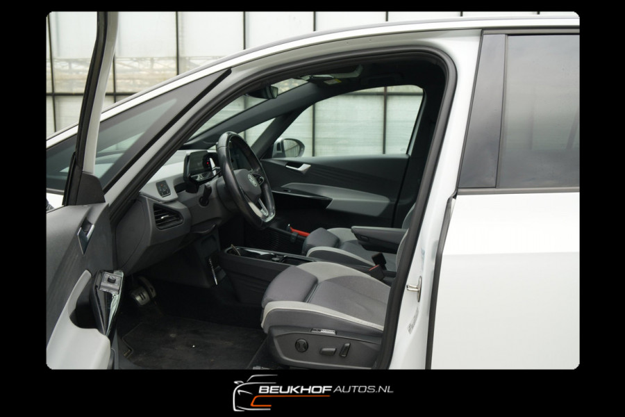 Volkswagen ID.3 First Max 58 kWh Trekhaak Pano Camera Soh93%