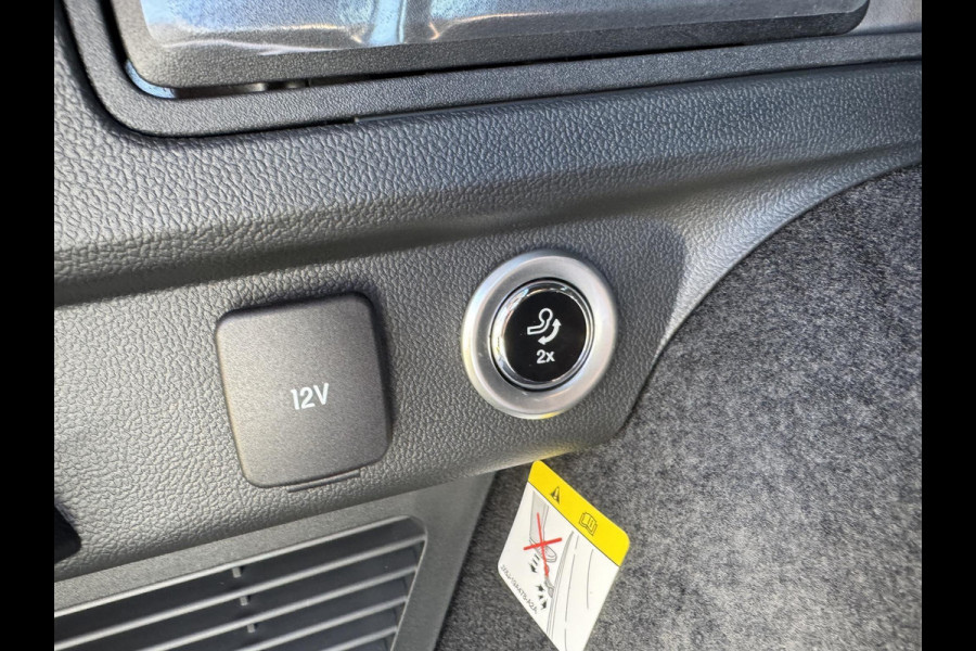 Ford Kuga 2.5 PHEV ST-Line X | Orig. NL Auto | Panoramadak | Head up Display | Adaptive LED | Winter Pack | Wegklapbare trekhaak | 19 inch lichtmetalen velgen | AGR-stoelen | Bang&Olufsen | Elektrische achterklep