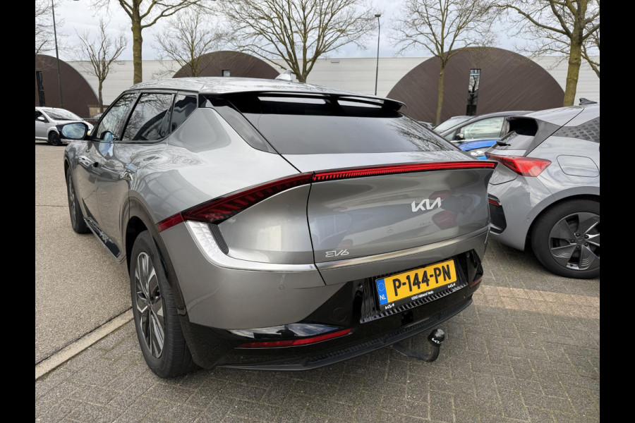 Kia Ev6 Plus 77.4 kWh SOH 100% | 1E EIGENAAR | ORIGINEEL NL AUTO | ELEKTRISCHE STOELEN MET GEHEUGEN | MERIDIAN AUDIO | CAMERA | ACC CRUISE | STOELVERWARMING VOOR + ACHTER | STUURWIELVERWARMING | LEDER | KIA GARANTIE T/M 05-2027