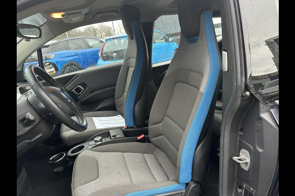 BMW i3 Basis 120Ah 42 kWh SOH 100% | 3-FASE LADER | WARMTEPOMP | ORIGINEEL NL AUTO MET NAP | DEALER ONDERHOUDEN | STOELVERWARMING | CAMERA | 12 MND BOVAG GARANTIE