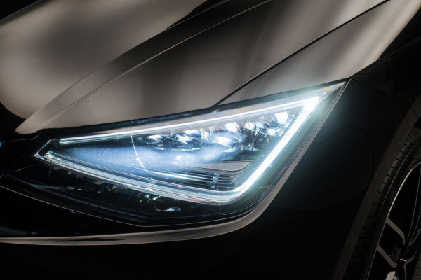 Seat Ibiza 1.0 TSI Limited Edition ORG NL [ Panoramadak Virtual Cockpit Full LED Camera Carplay FR Look Climate Control ]