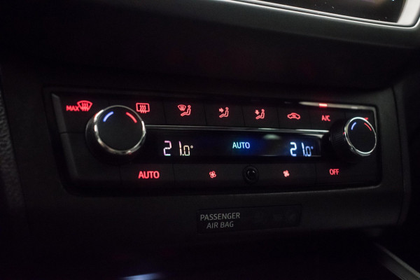 Seat Ibiza 1.0 TSI Limited Edition ORG NL [ Panoramadak Virtual Cockpit Full LED Camera Carplay FR Look Climate Control ]