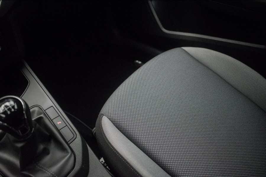 Seat Ibiza 1.0 TSI Limited Edition ORG NL [ Panoramadak Virtual Cockpit Full LED Camera Carplay FR Look Climate Control ]