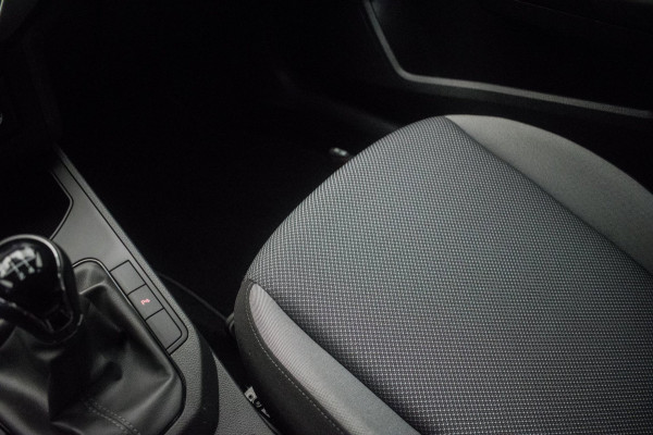 Seat Ibiza 1.0 TSI Limited Edition ORG NL [ Panoramadak Virtual Cockpit Full LED Camera Carplay FR Look Climate Control ]