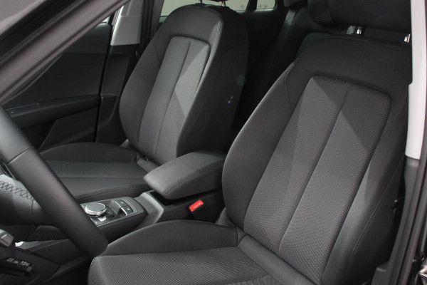 Audi Q2 35 TFSI 150pk S-tronic Prestige | Navigatie | Apple Carplay/Android Auto | Camera | Parkeersensoren | Adaptive Cruise Control | Elektrische achterklep |  Matrix LED-koplampen | Stoelverwarming | Getinte ramen