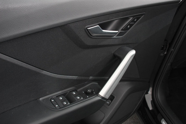 Audi Q2 35 TFSI 150pk S-tronic Prestige | Navigatie | Apple Carplay/Android Auto | Camera | Parkeersensoren | Adaptive Cruise Control | Elektrische achterklep |  Matrix LED-koplampen | Stoelverwarming | Getinte ramen