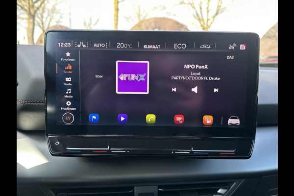CUPRA Born Essential 62 kWh | SOH 91% | STOELVERWARMING | APPLECARPLAY / ANDROID AUTO | ADAP. CRUISE | ACHTERUITRIJCAMERA | KEYLESS | 3 FASE | 12 MND BOVAG GARANTIE |