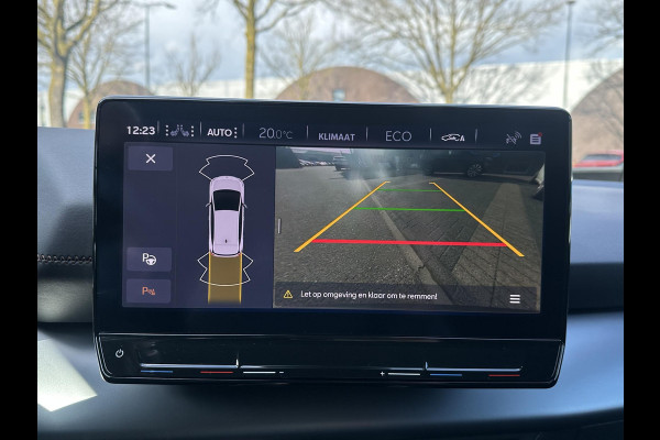 CUPRA Born Essential 62 kWh | SOH 91% | STOELVERWARMING | APPLECARPLAY / ANDROID AUTO | ADAP. CRUISE | ACHTERUITRIJCAMERA | KEYLESS | 3 FASE | 12 MND BOVAG GARANTIE |