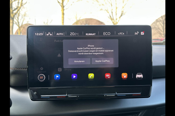 CUPRA Born Essential 62 kWh | SOH 91% | STOELVERWARMING | APPLECARPLAY / ANDROID AUTO | ADAP. CRUISE | ACHTERUITRIJCAMERA | KEYLESS | 3 FASE | 12 MND BOVAG GARANTIE |