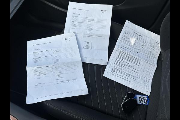 CUPRA Born Essential 62 kWh | SOH 91% | STOELVERWARMING | APPLECARPLAY / ANDROID AUTO | ADAP. CRUISE | ACHTERUITRIJCAMERA | KEYLESS | 3 FASE | 12 MND BOVAG GARANTIE |