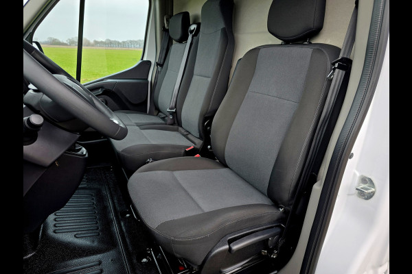 Renault Master T35 2.3 dCi 135 L3 H2 - 135 Pk - Euro 6 - Airco - Cruise Control