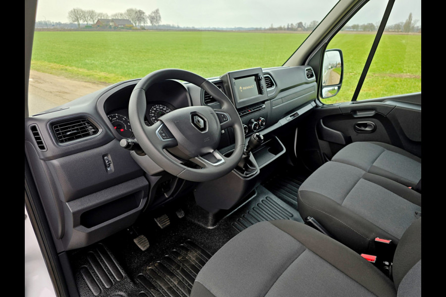 Renault Master T35 2.3 dCi 135 L3 H2 - 135 Pk - Euro 6 - Airco - Cruise Control