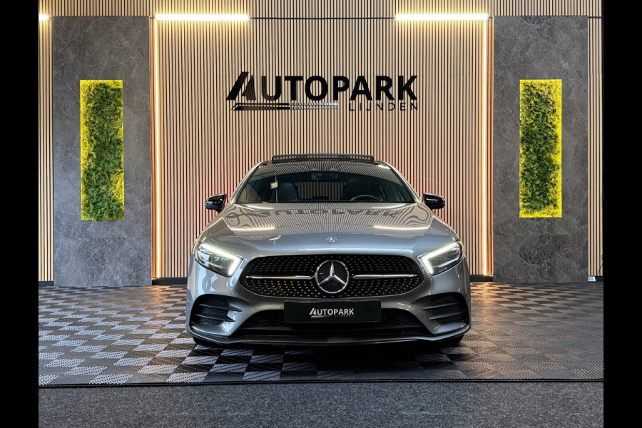 Mercedes-Benz A-Klasse 250 Premium Plus AMG |PANO|CAMERA|SFEERVERLICHTING|DEALER ONDERHOUDEN|CARPLAY|224PK|