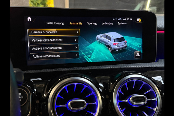 Mercedes-Benz A-Klasse 250 Premium Plus AMG |PANO|CAMERA|SFEERVERLICHTING|DEALER ONDERHOUDEN|CARPLAY|224PK|