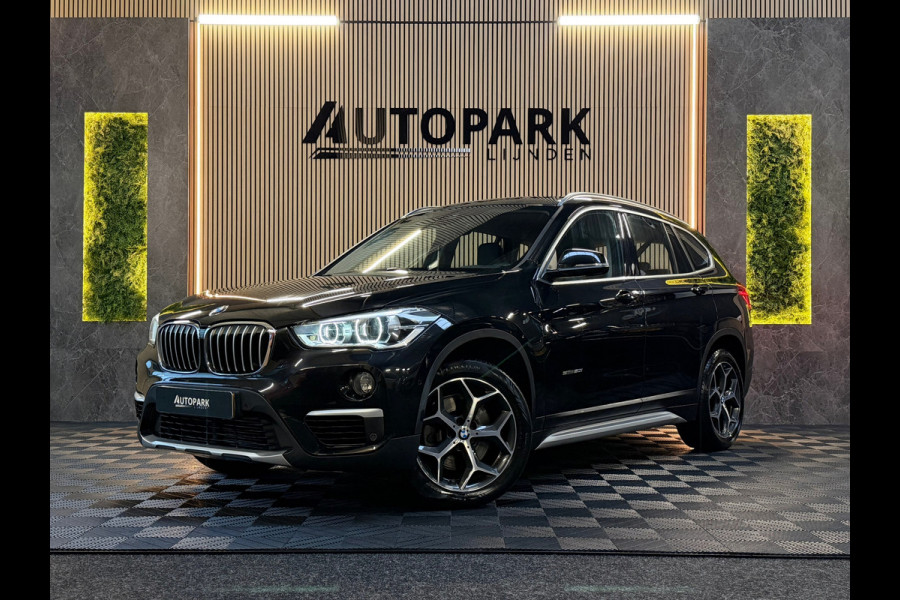 BMW X1 SDrive20i High Executive M-Sport NAP/LED/HuD/SFEERVERLICHTING/CAM/AUTOMAAT