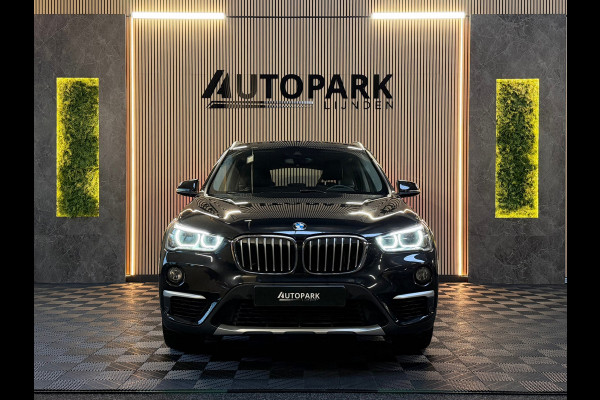 BMW X1 SDrive20i High Executive M-Sport NAP/LED/HuD/SFEERVERLICHTING/CAM/AUTOMAAT