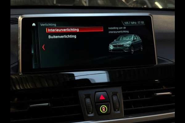 BMW X1 SDrive20i High Executive M-Sport NAP/LED/HuD/SFEERVERLICHTING/CAM/AUTOMAAT
