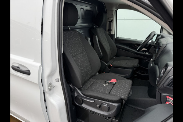 Mercedes-Benz eVito 112 Pro 66kWh Facelift 286km WLTP Snelladen L2H1 Climate Control Adaptieve Cruise Mercedes ME Carplay Camera