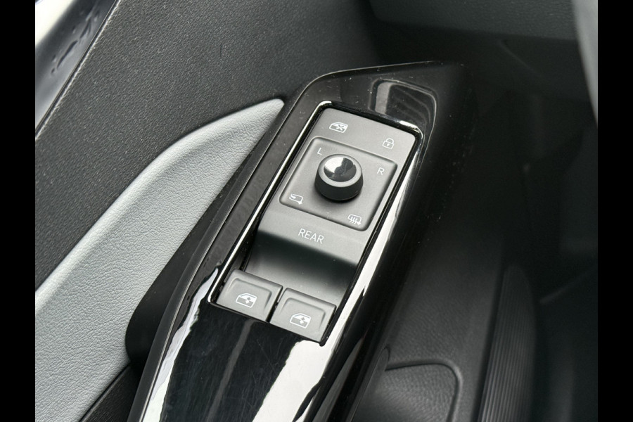 Volkswagen ID.3 BWJ 2020 | First Plus 58 kWh 204PK | STOEL&STUUR VERW | CAMERA A | CLIMA | NAVI | CARPLAY