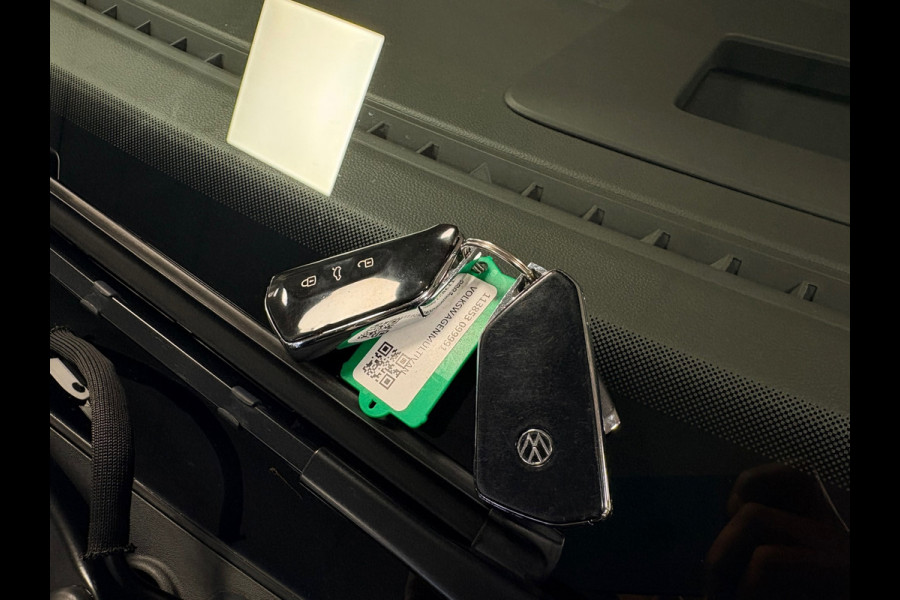 Volkswagen Multivan 1.4 eHybrid L1H1 Style / head-up / stuurverwarming / standkachel / camera HarmanKardon/ cruise stop&go