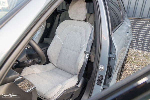 Volvo XC60 2.0 T8 Plug-in hybrid AWD Ultimate Dark Long range Luchtvering | Bowers&Wilkins | Zwenkbare trekhaak | Panorama dak | Wol interieur |