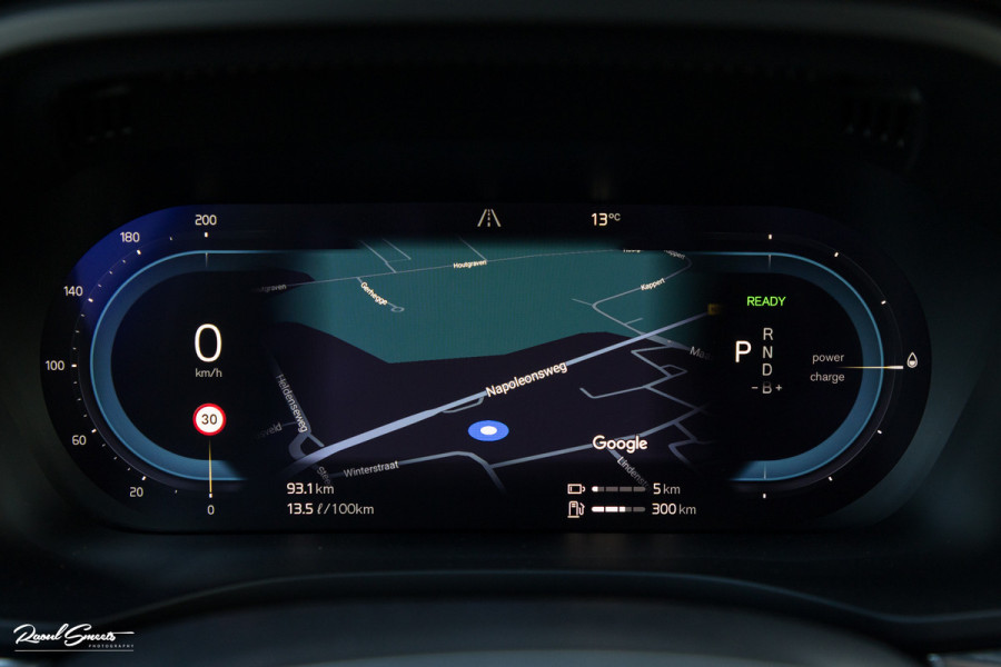 Volvo XC60 2.0 T8 Plug-in hybrid AWD Ultimate Dark Long range Luchtvering | Bowers&Wilkins | Zwenkbare trekhaak | Panorama dak | Wol interieur |