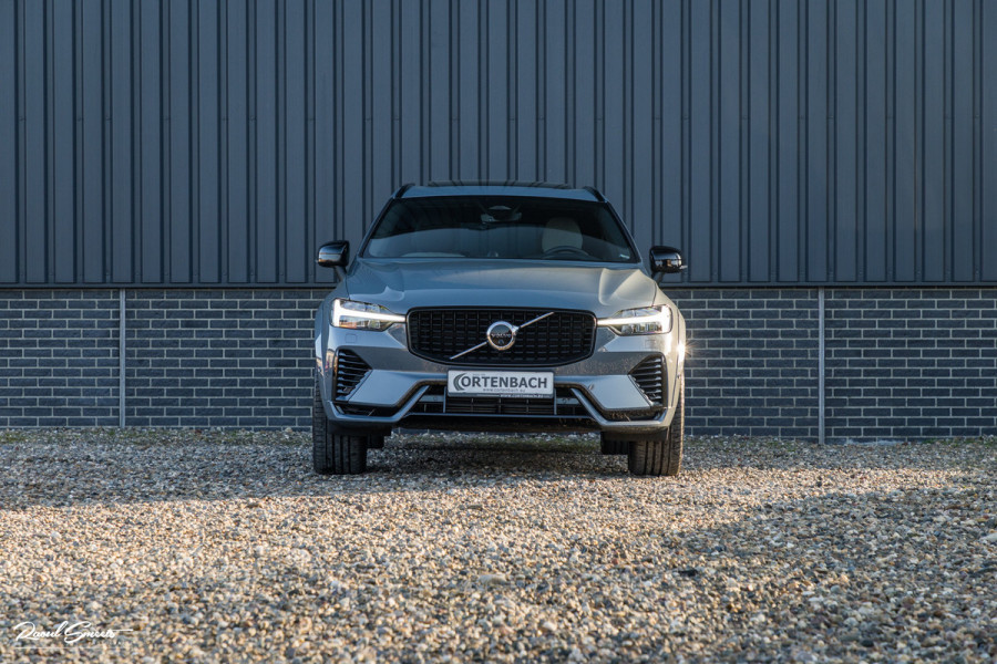 Volvo XC60 2.0 T8 Plug-in hybrid AWD Ultimate Dark Long range Luchtvering | Bowers&Wilkins | Zwenkbare trekhaak | Panorama dak | Wol interieur |