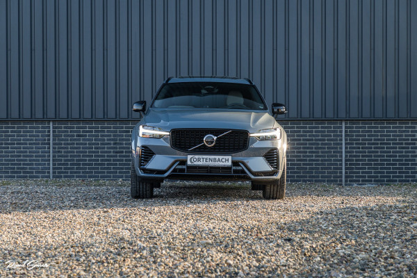 Volvo XC60 2.0 T8 Plug-in hybrid AWD Ultimate Dark Long range Luchtvering | Bowers&Wilkins | Zwenkbare trekhaak | Panorama dak | Wol interieur |