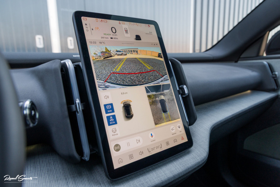 Volvo EX30 Cross Country Twin Motor Performance Ultra 69 kWh | Nieuw | Adaptieve cruise | Panorama dak | Harman Kardon | Memory | Blis |