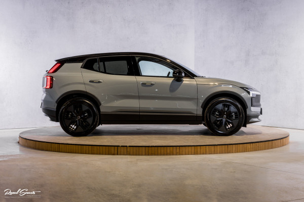 Volvo EX30 Cross Country Twin Motor Performance Ultra 69 kWh | Nieuw | Adaptieve cruise | Panorama dak | Harman Kardon | Memory | Blis |