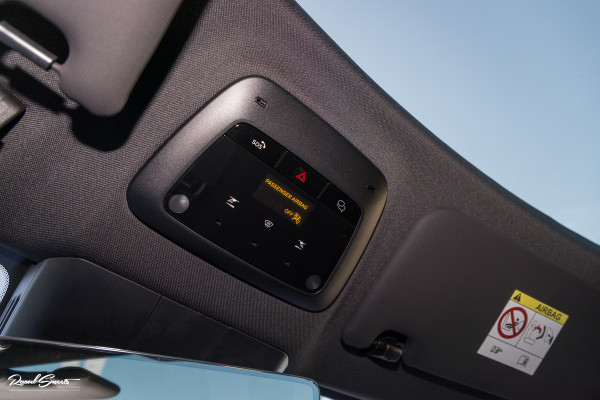 Volvo EX30 Cross Country Twin Motor Performance Ultra 69 kWh | Nieuw | Adaptieve cruise | Panorama dak | Harman Kardon | Memory | Blis |