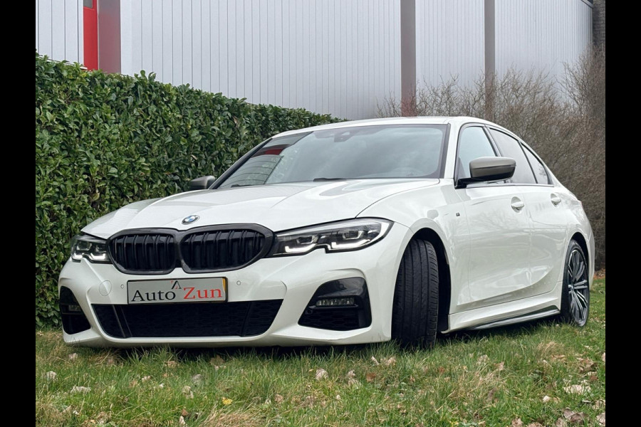 BMW 3-serie 320i Business Edition M Sport pakket Automaat Navi CarPlay Carbon pakket/NL Auto