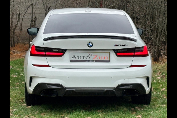 BMW 3-serie 320i Business Edition M Sport pakket Automaat Navi CarPlay Carbon pakket/NL Auto