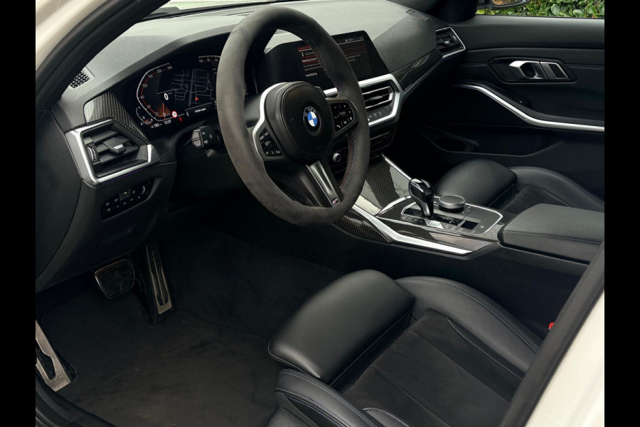 BMW 3-serie 320i Business Edition M Sport pakket Automaat Navi CarPlay Carbon pakket/NL Auto