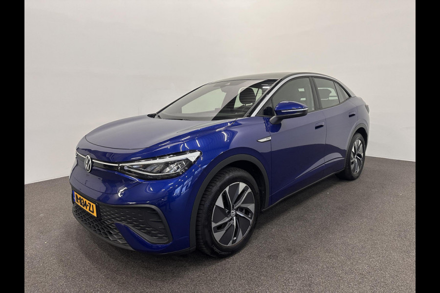 Volkswagen ID.5 Pro 77 kWh Airco ECC Warmtepomp PDC VA Navi Carplay Adaptive Cruise Control 19" Ambiente Verlichting Stoelverwarming